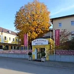 Der Kaiserhof Ried 4*