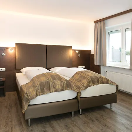 Der Kaiserhof Ried 4*