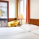 Der Kaiserhof Ried Hotell 4*