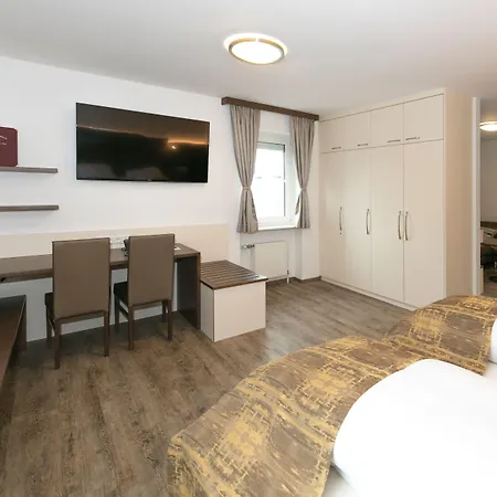 Hotel Der Kaiserhof Ried