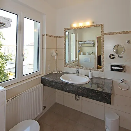 Hotel Der Kaiserhof Ried 4*